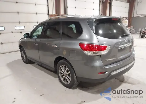 2015 Nissan Pathfinder Platinum/S/Sl/Sv z USA, uszkodzony, nr VIN 5N1AR2MM7FC662003